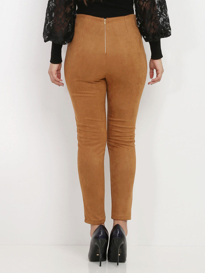 Pantalon taille haute marron en suédine à boutons