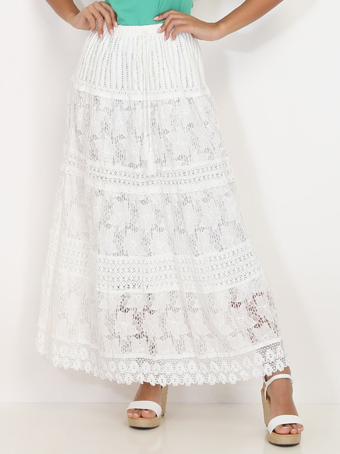 Jupe en crochet et dentelle