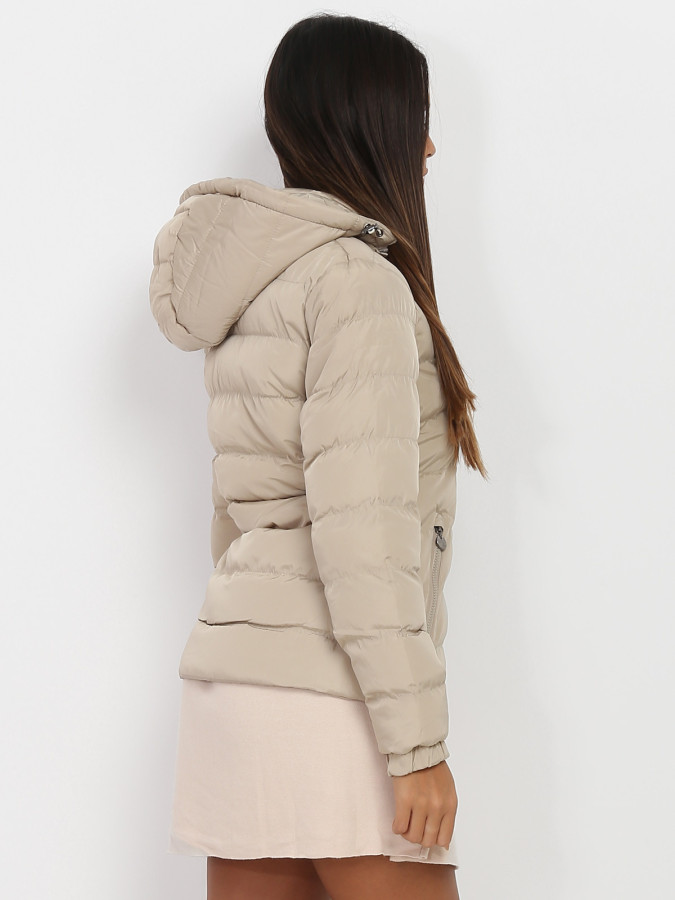 Doudoune matelassée avec capuche