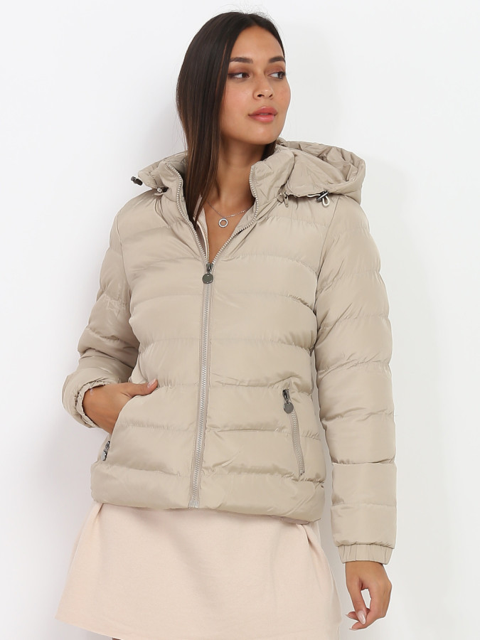 Doudoune matelassée avec capuche