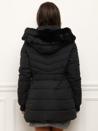 Doudoune mi-longue à capuche fourrée