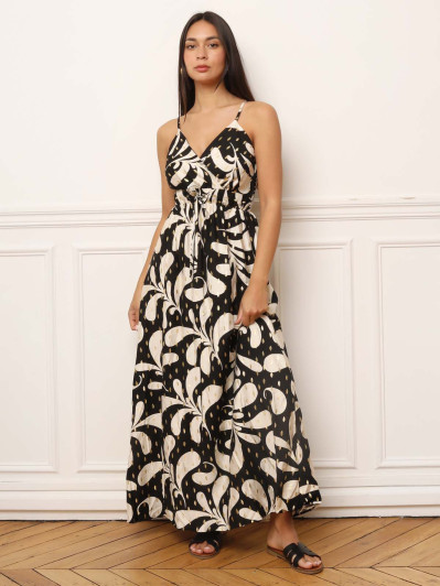 Robe longue imprimée noire à détails dorés