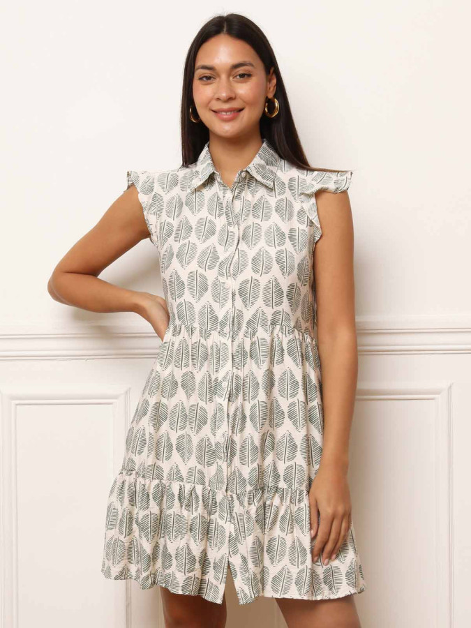 Robe chemise volantée à motifs feuilles