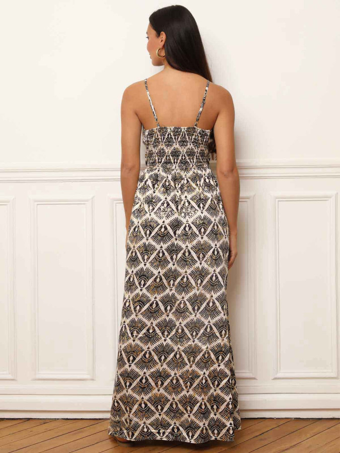 Robe fluide à ceinture et motifs