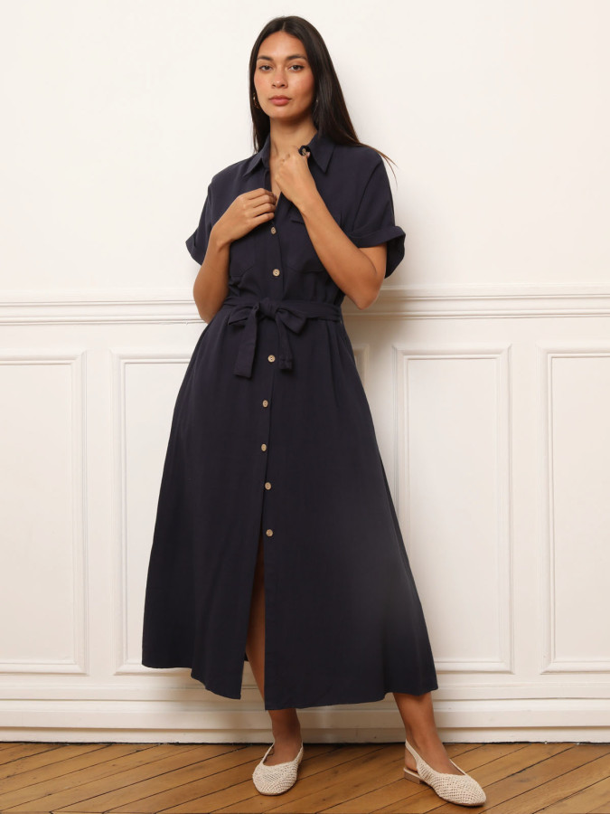 Robe chemise longue à ceinture
