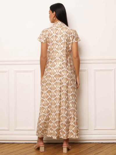 Robe chemise jaune à motifs et détails dorés