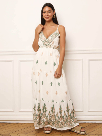 Robe longue à bretelles et motifs brodés