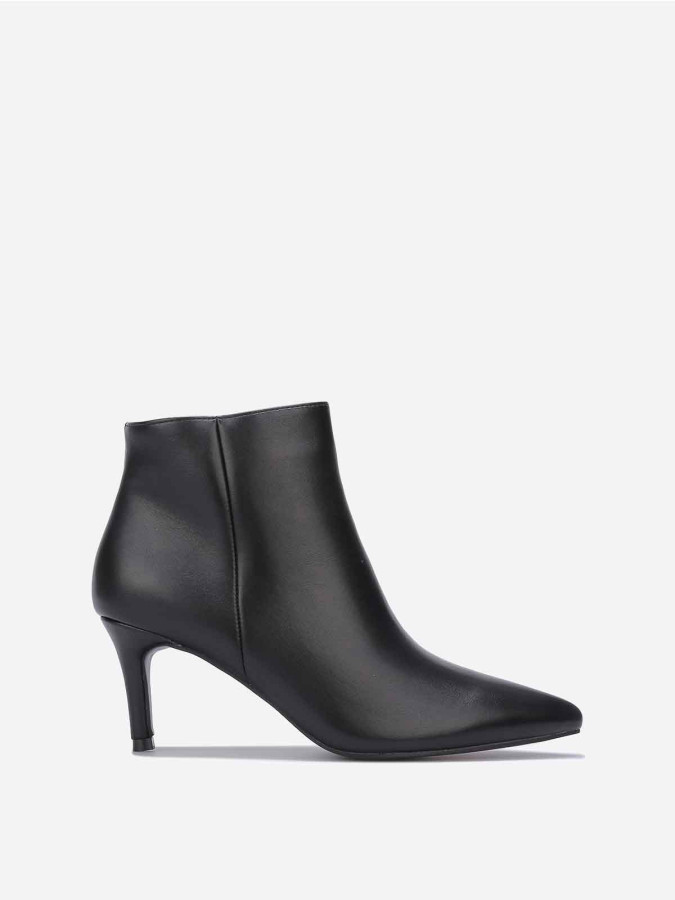 Bottines à bout pointu et petit talon