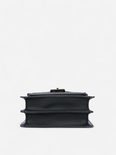 Sac à main noir style cartable effet croco