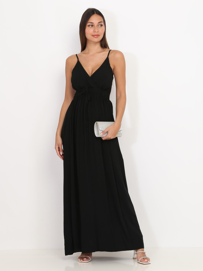 Robe longue cache coeur noire