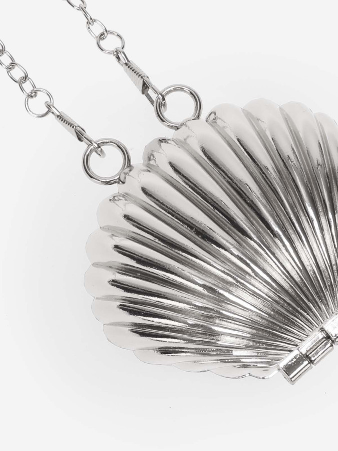 Mini minaudière coquillage argentée