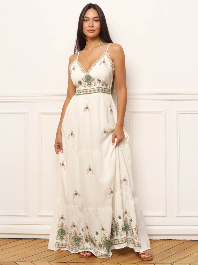 Robe longue kaki à motifs bohèmes