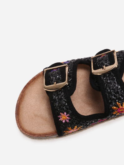 Mules à plateforme et fleurs brodées noires