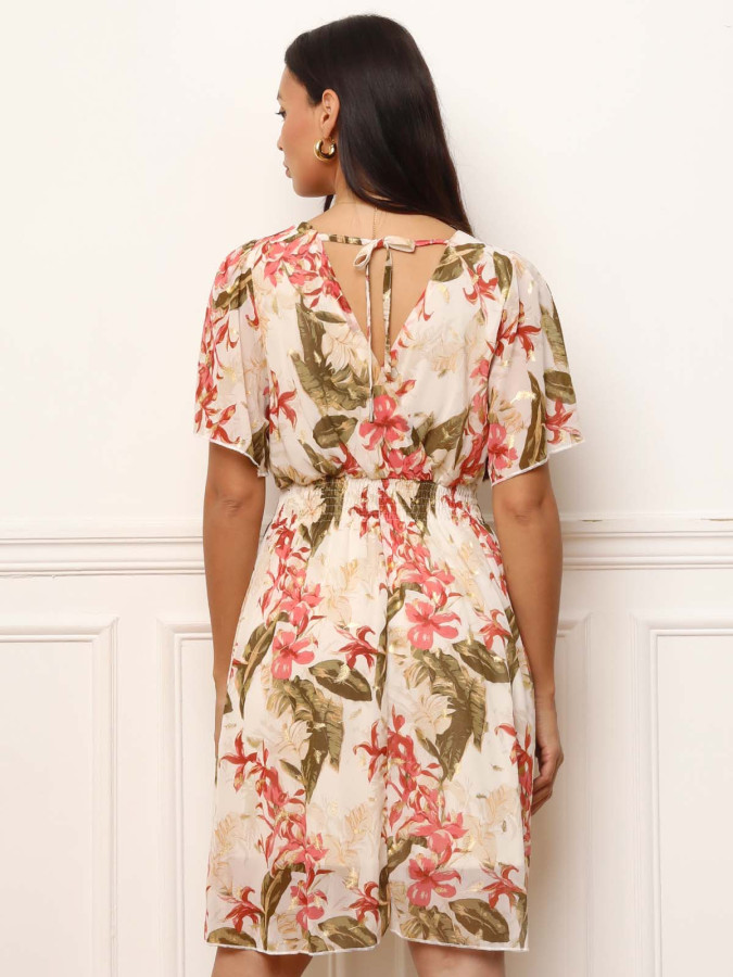 Robe beige à motifs fleurs et détails dorés