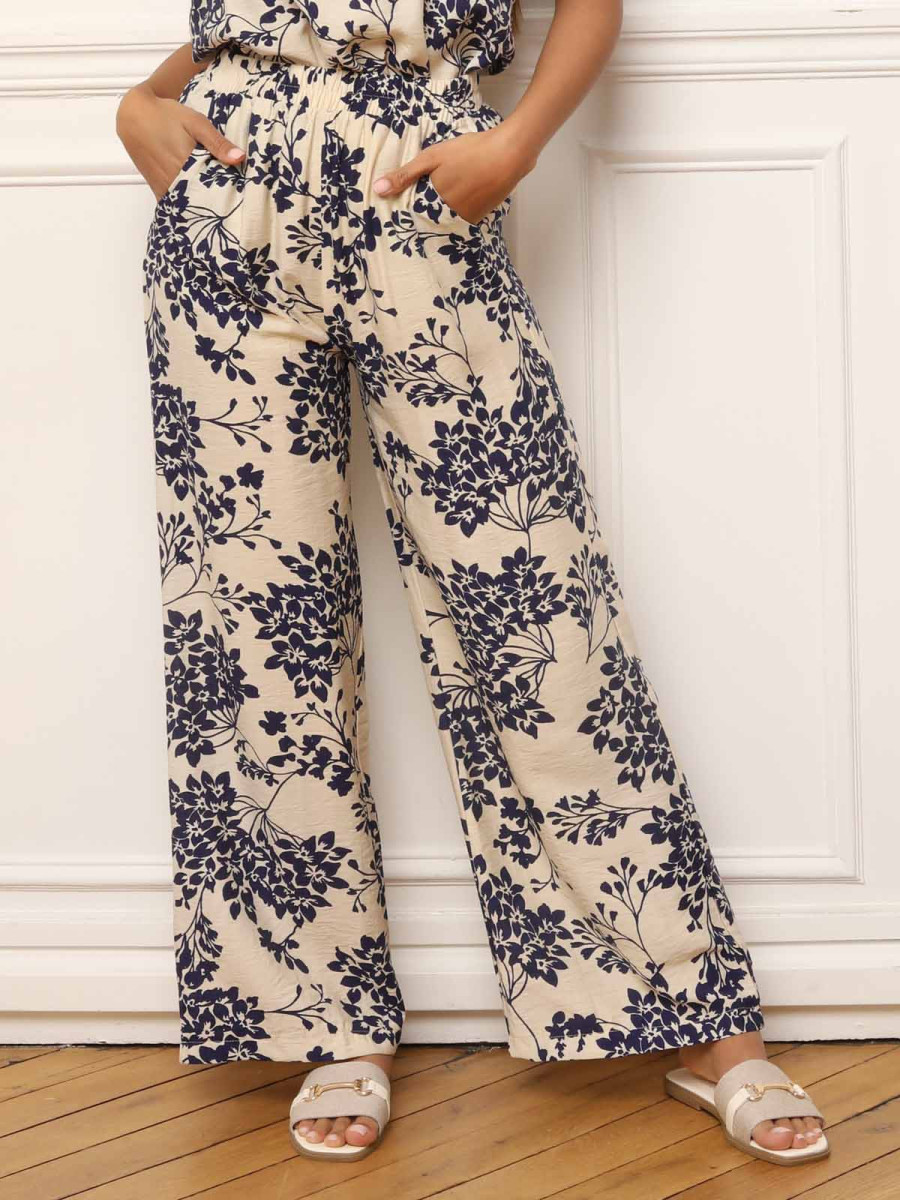 Pantalon fluide à motifs fleurs bleu marine