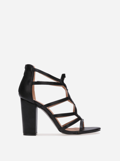 Sandales ajourées à talons noires