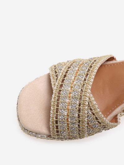 Sandales compensées à strass et brides croisées beiges