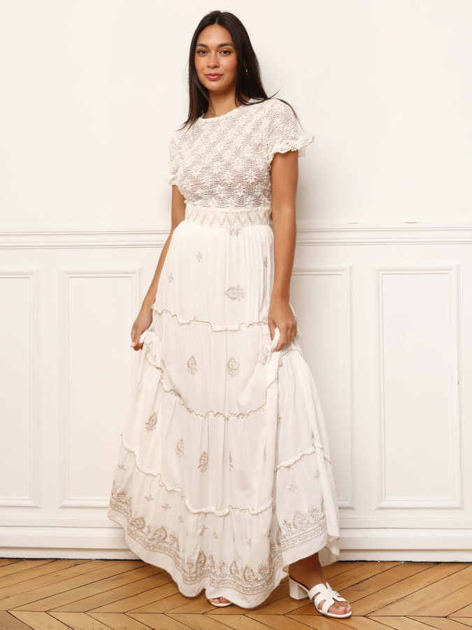 Jupe longue blanche bohème à broderies