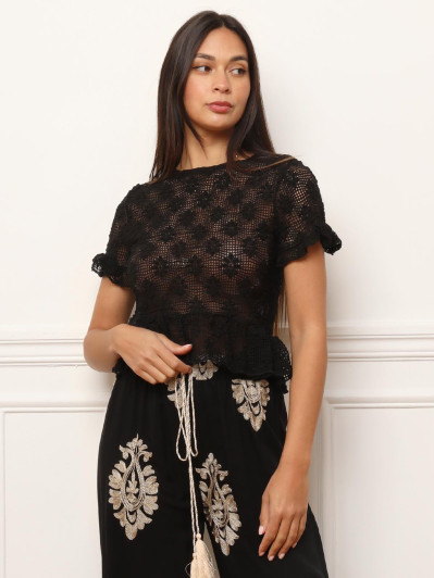 Top volanté en crochet noir