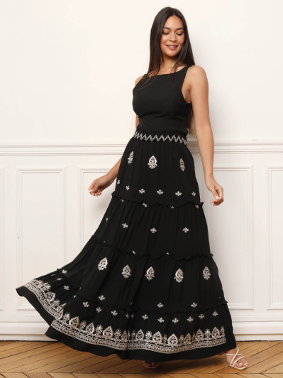 Jupe longue noire bohème à broderies