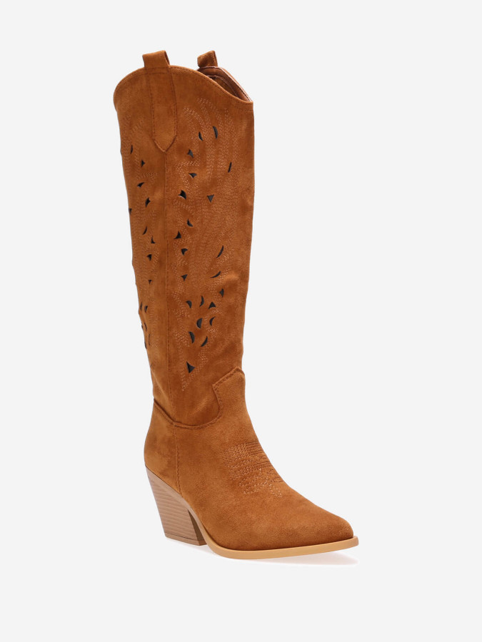 Santiags brodées à motifs ajourés camel