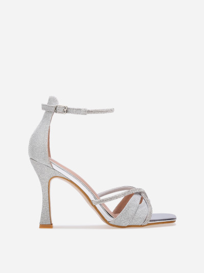 Sandales pailletées argentées avec brides à strass