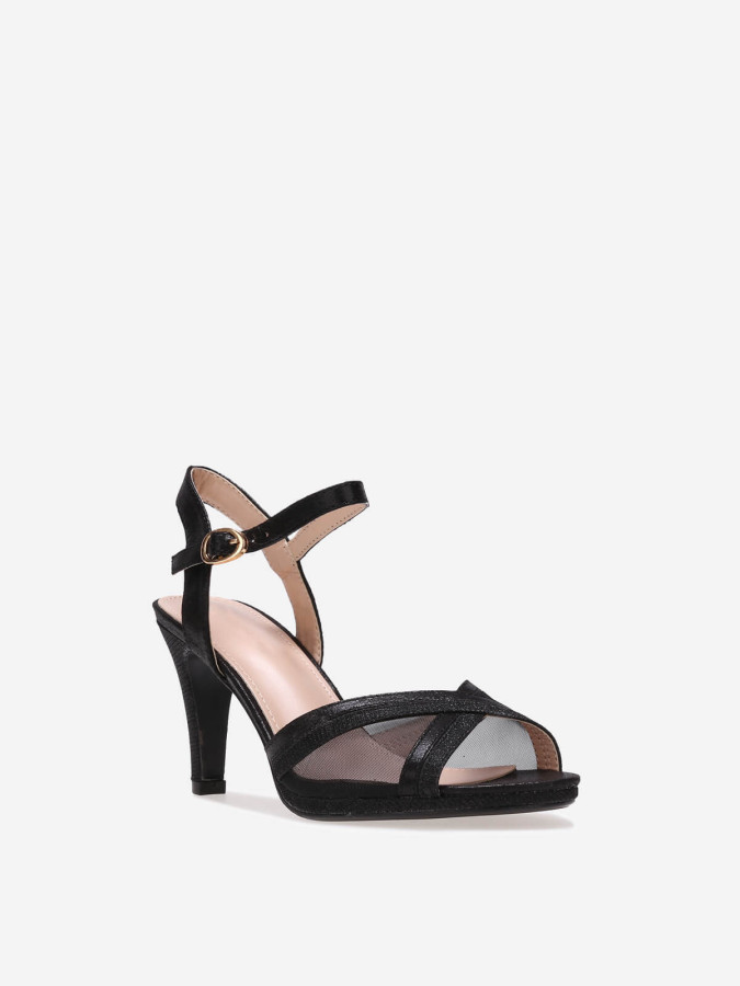 Sandales noires à paillettes et brides croisées en résille