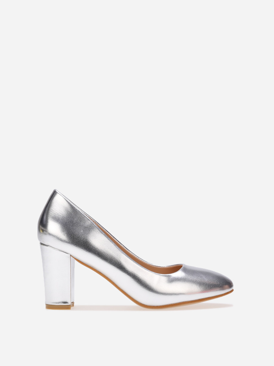Escarpins argentés vernis à talon carré