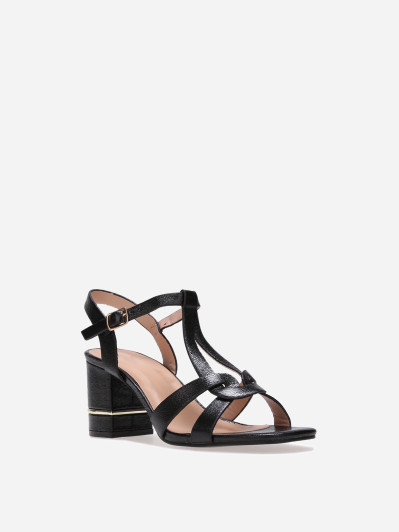 Sandales noires à talons avec détail métallique