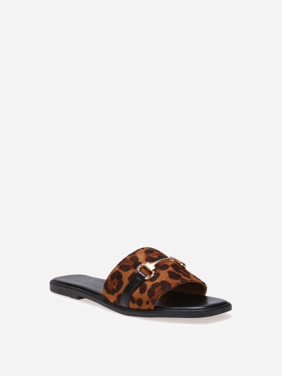 Mules léopard à bride en tissu et mors doré