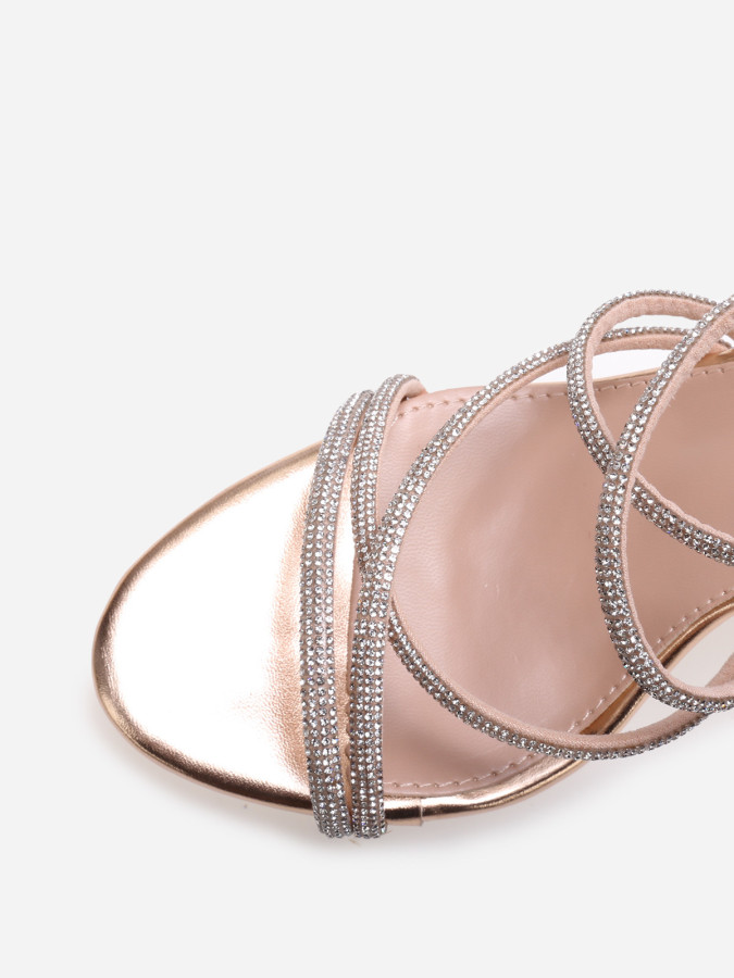 Sandales dorées rose à talon et brides entrecroisées à strass