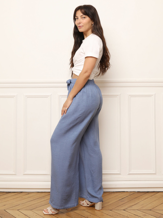 Pantalon ample bleu à nouer