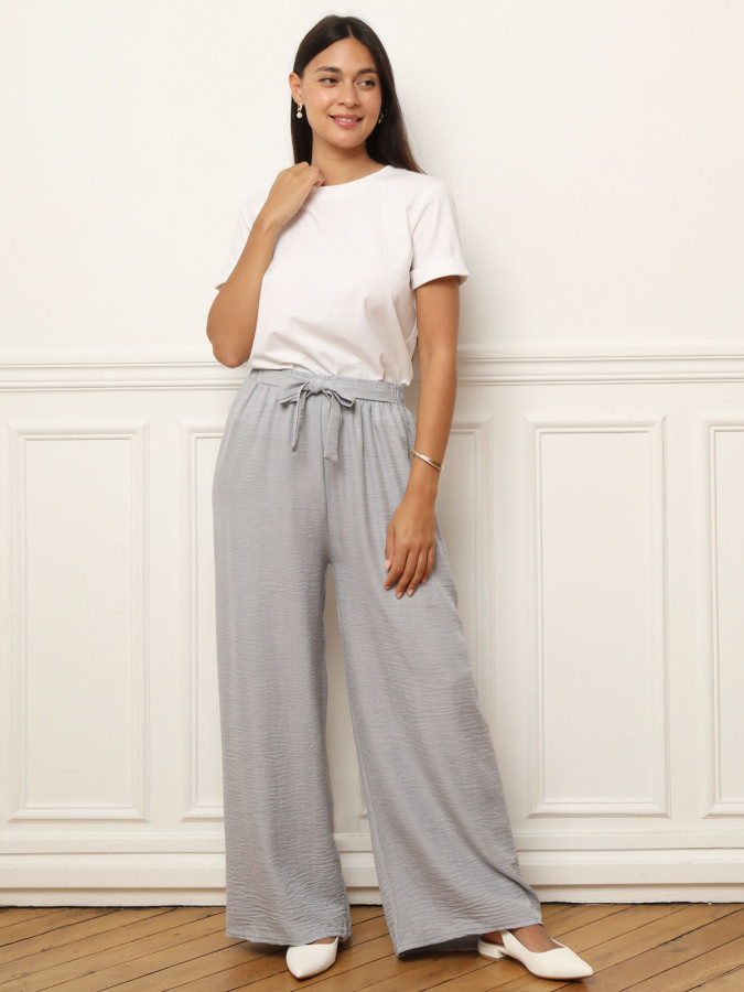 Pantalon ample gris clair à nouer
