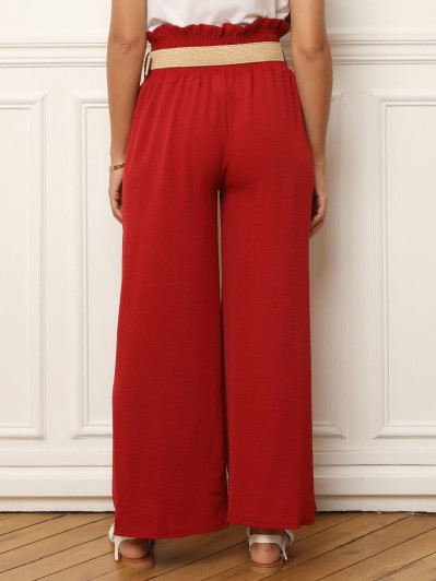 Pantalon fluide rouge avec ceinture style raphia