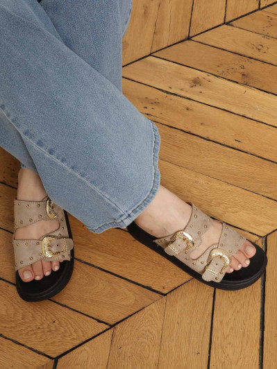 Mules taupe cloutées à boucles et plateforme