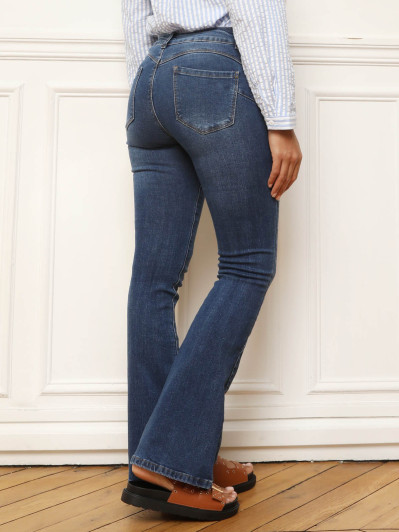 Jeans brut patte d'éléphant et push-up