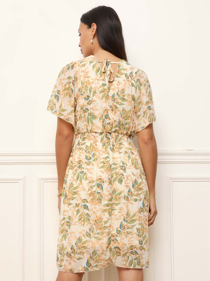 Robe blanche cache-cœur à motifs feuilles et détails dorés