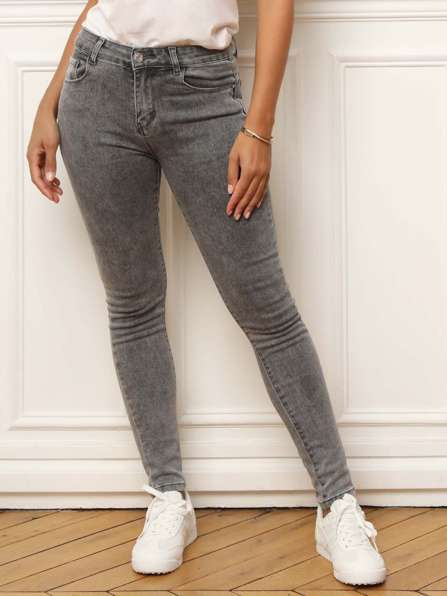 Jeans slim effet push-up gris