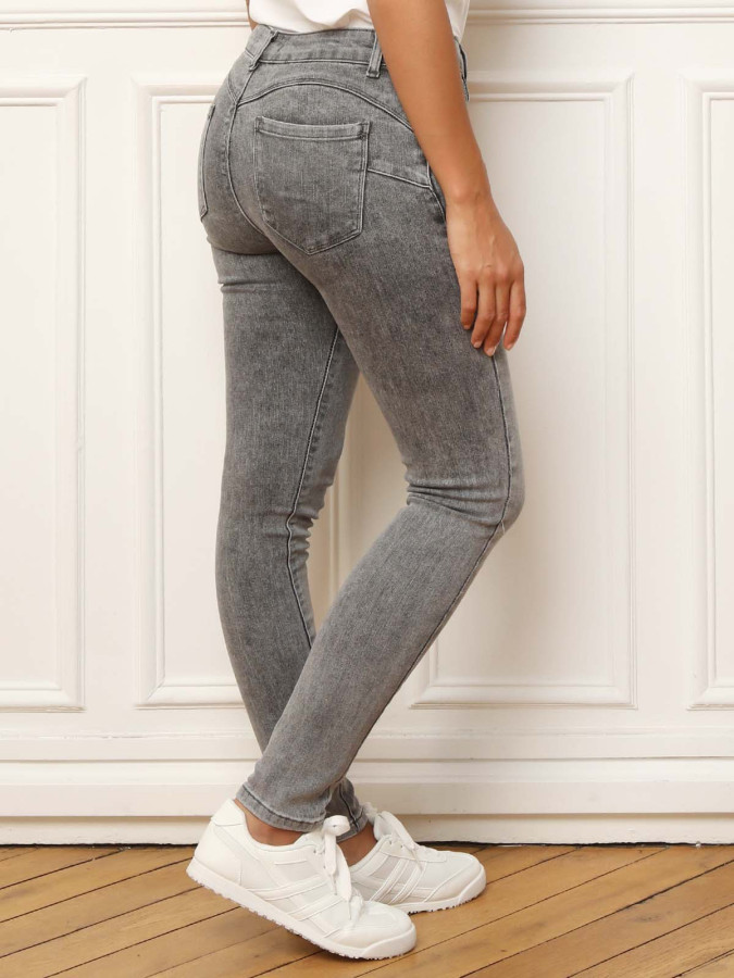 Jeans slim effet push-up gris