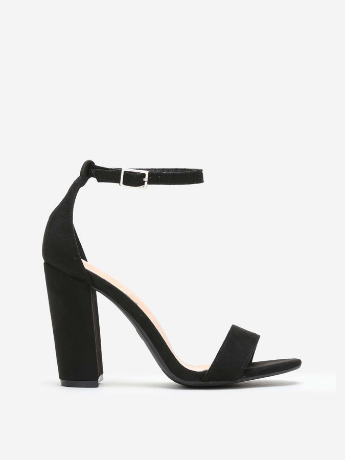 Sandales suédine à talon carré