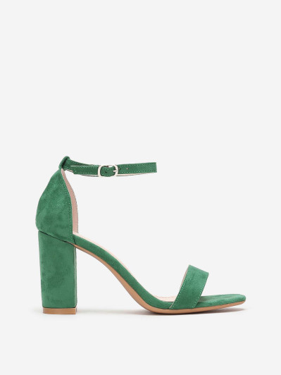 Sandales vertes à brides et talon carré