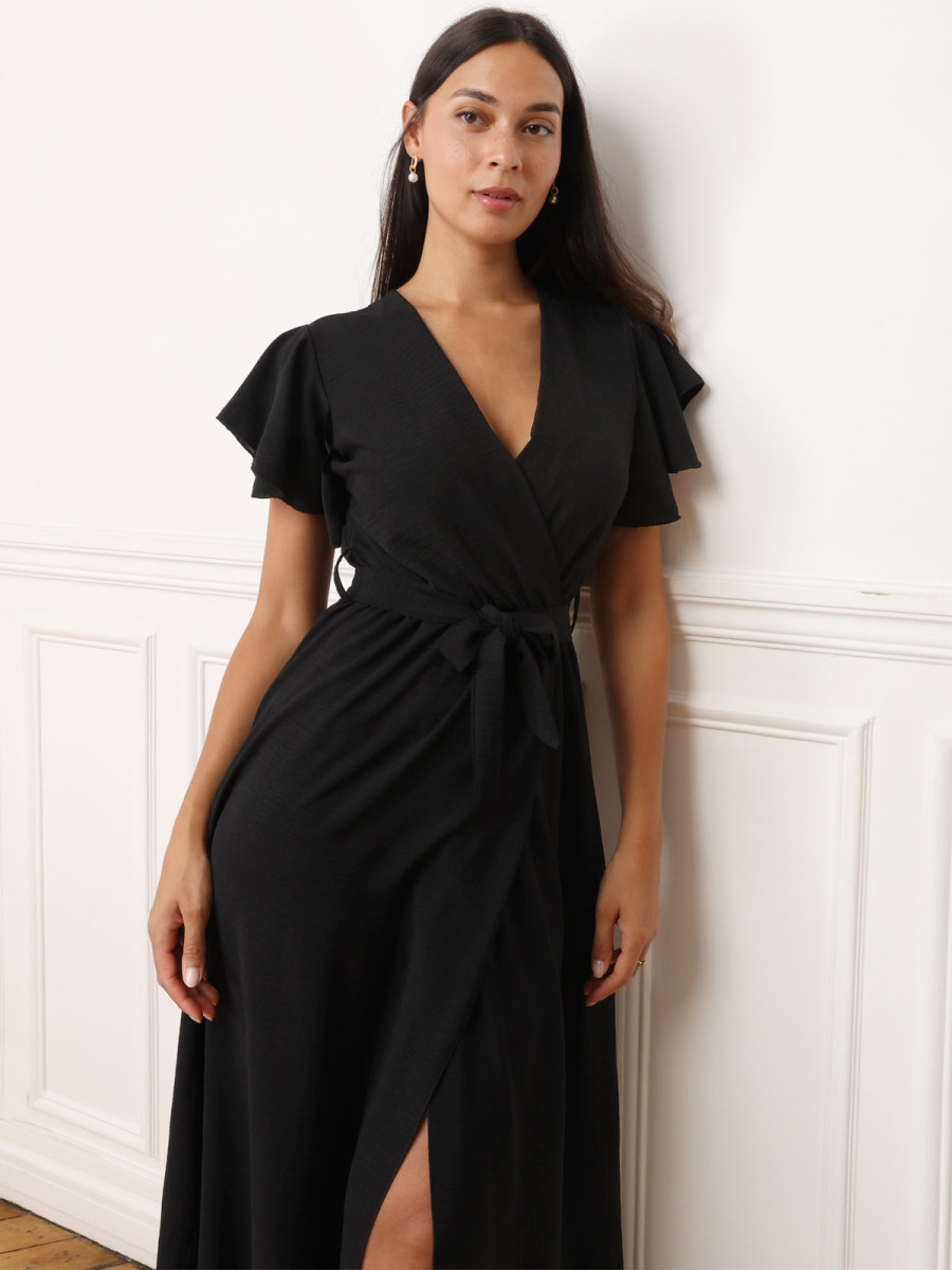 Robe longue noire fendue à col cache coeur