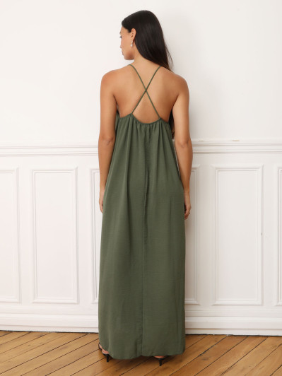Robe kaki à bretelles fendue sur les côtés
