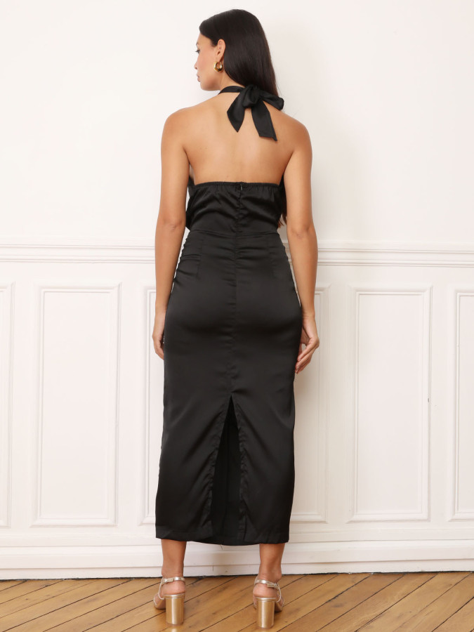 Robe satinée froncée à col noué