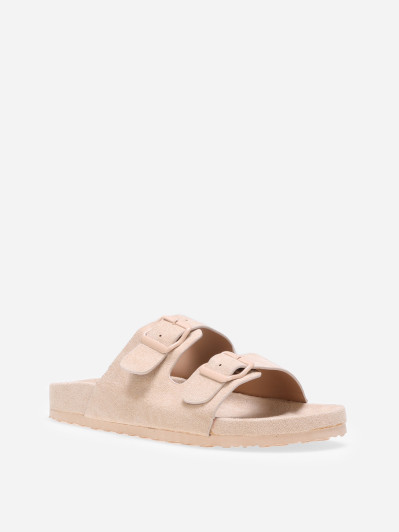 Mules à double bride en suédine beige | Sandales tendance La Modeuse
