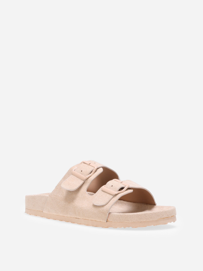 Mules à double bride en suédine beige | Sandales tendance La Modeuse