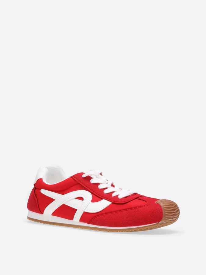 Baskets basiques bicolores rouges