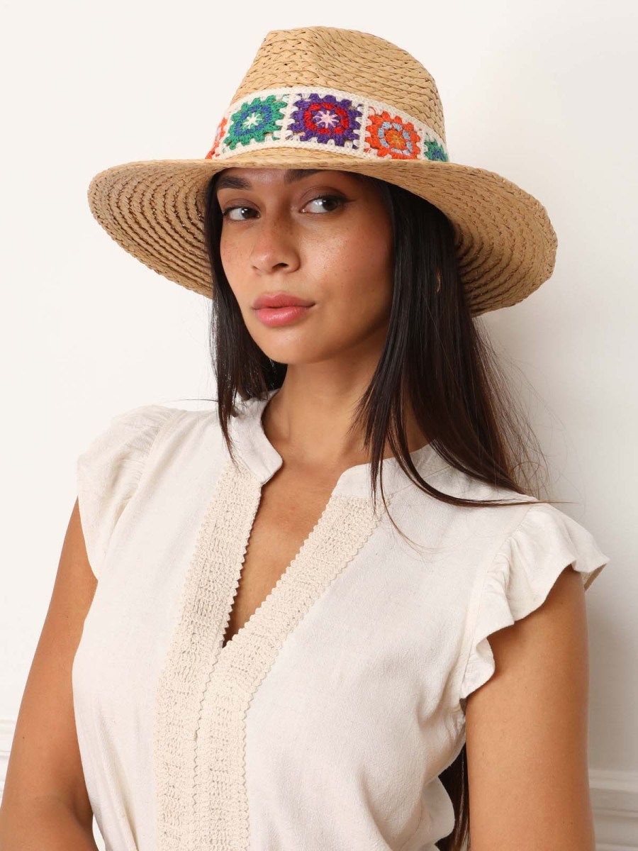 Panama avec galon en crochet coloré