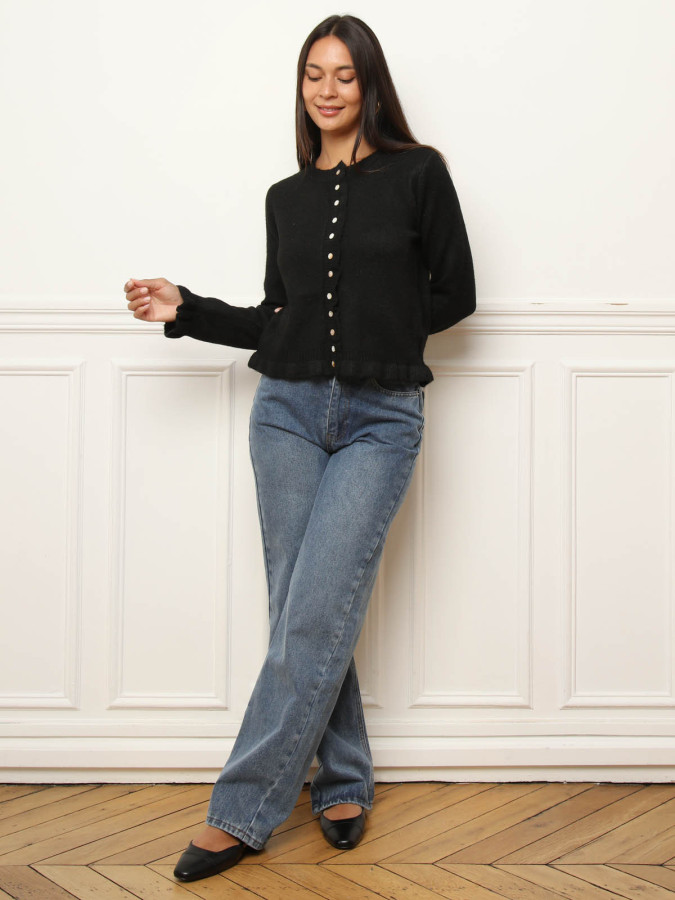 Cardigan festonné noir à boutons nacrés