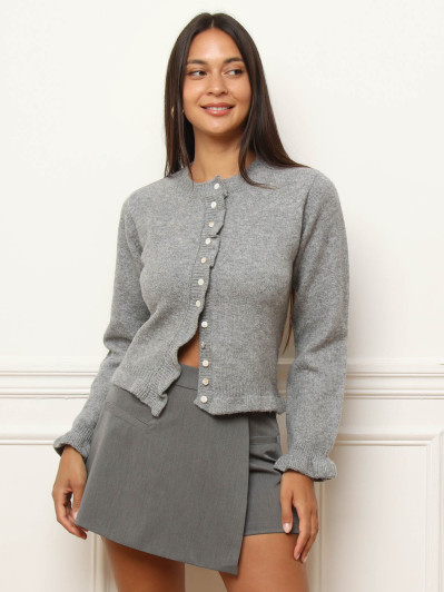 Cardigan festonné gris à boutons nacrés